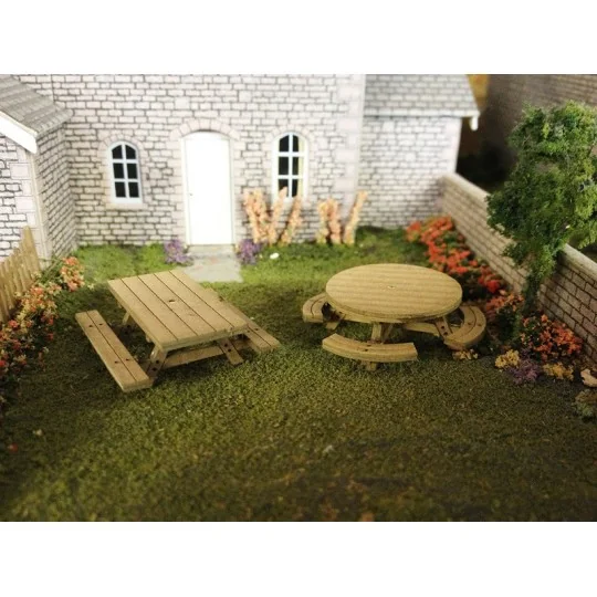 MET-PO510-Metcalfe PO510 Model Kit, Picnic Tables