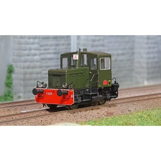 Ree Modeles MB222 Diesel shunting locomotive Y2271, Original Green ... MB-222-Ree Modeles MB222 Diesel shunting locomotive Y2271, Original Green 306, red crossbeams, Southeast