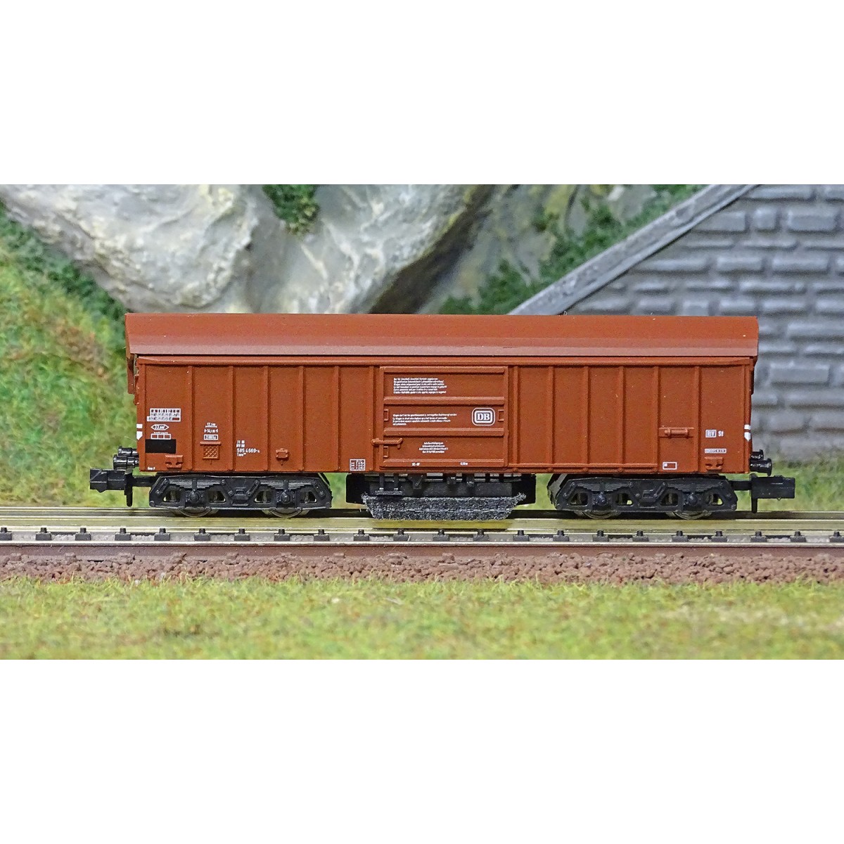 MiniTrix 15500 Track Cleaning Wagon, Covered, DB, N Scale - Trix_15500