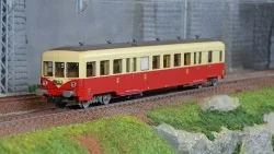 R37 HO41251 Remorque d'autorail ZS 17115, remorque pilote, 2ème classe, SNCF, rouge et crème, ep. III Rail 37 - R37 R37_HO41251 