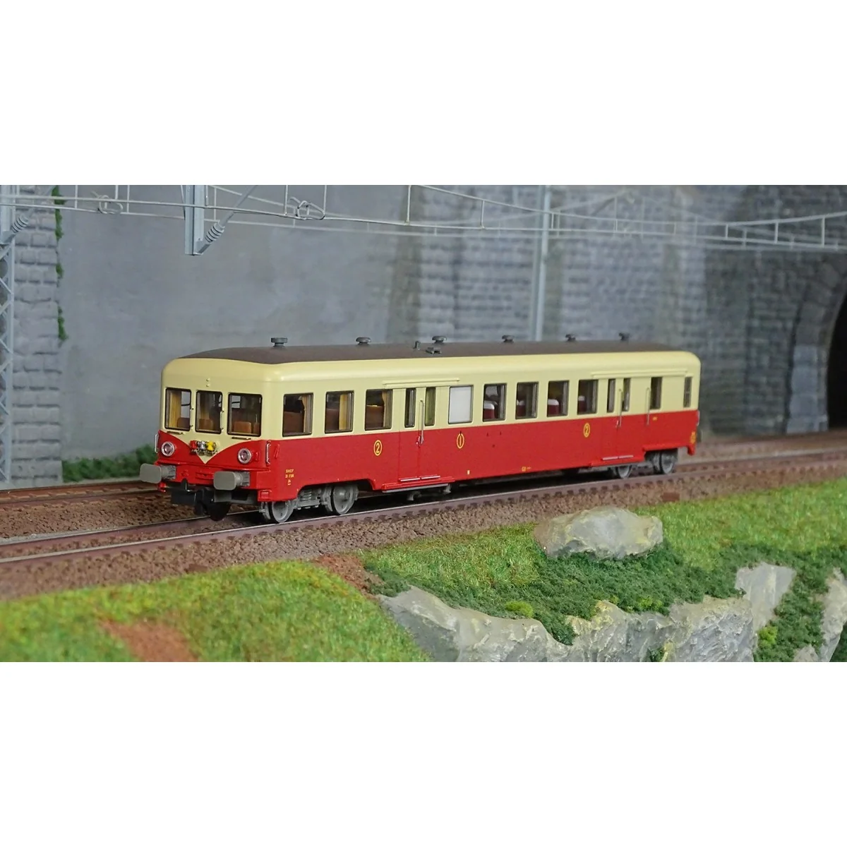 R37 HO41252 ZS 17206 railcar trailer, pilot trailer, 1st/2nd class,... R37 HO41252 ZS 17206 railcar trailer, pilot trailer, 1st/2nd class,...
