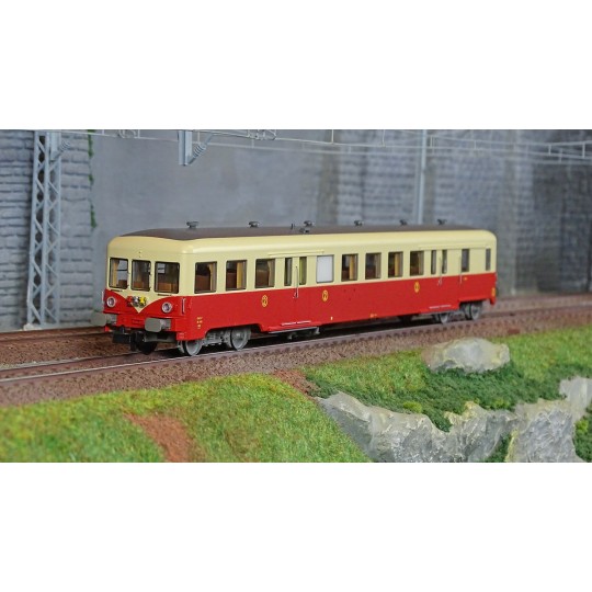 R37_HO41254-R37 HO41254 Remorque d'autorail ZR 27119, 2ème classe, SNCF, rouge et crème, ep. III