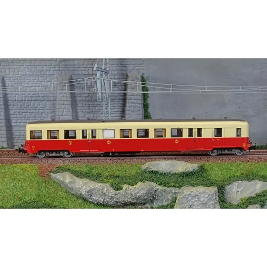 R37 HO41254 Railcar trailer ZR 27119, 2nd class, SNCF, red and crea... R37_HO41254-R37 HO41254 Railcar trailer ZR 27119, 2nd class, SNCF, red and cream, ep. III