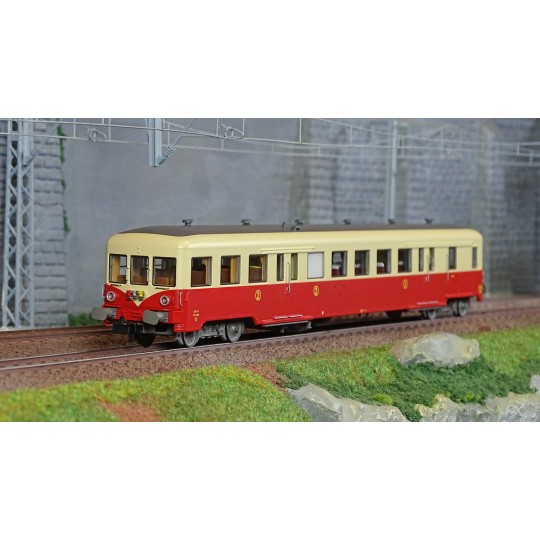 R37_HO41255-R37 HO41255 Remorque d'autorail ZR 27205, 1ère/2ème classe, SNCF, rouge et crème, ep. III