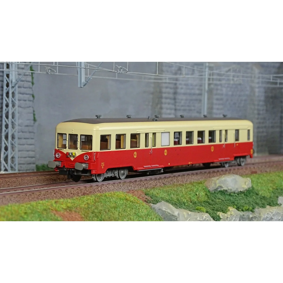 R37 HO41255 Remorque d'autorail ZR 27205, 1ère/2ème classe, SNCF, rouge et crème, ep. III Rail 37 - R37 R37_HO41255 - 1