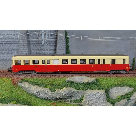 R37_HO41255-R37 HO41255 Railcar trailer ZR 27205, 1st/2nd class, SNCF, red and cream, ep. III