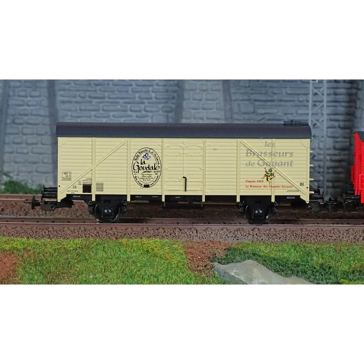 Piko 97307 Set of 2 beer wagons from Alsace, SNCF, Kronenbourg and ... Piko 97307 Set of 2 beer wagons from Alsace, SNCF, Kronenbourg and ...