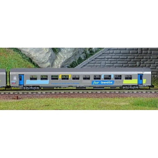 Piko 94500 Set of 2 Corail coaches, fluorescent Grand Est, 1st clas... Piko_94500-Piko 94500 Set of 2 Corail coaches, fluorescent Grand Est, 1st class, 2nd class, SNCF, N scale
