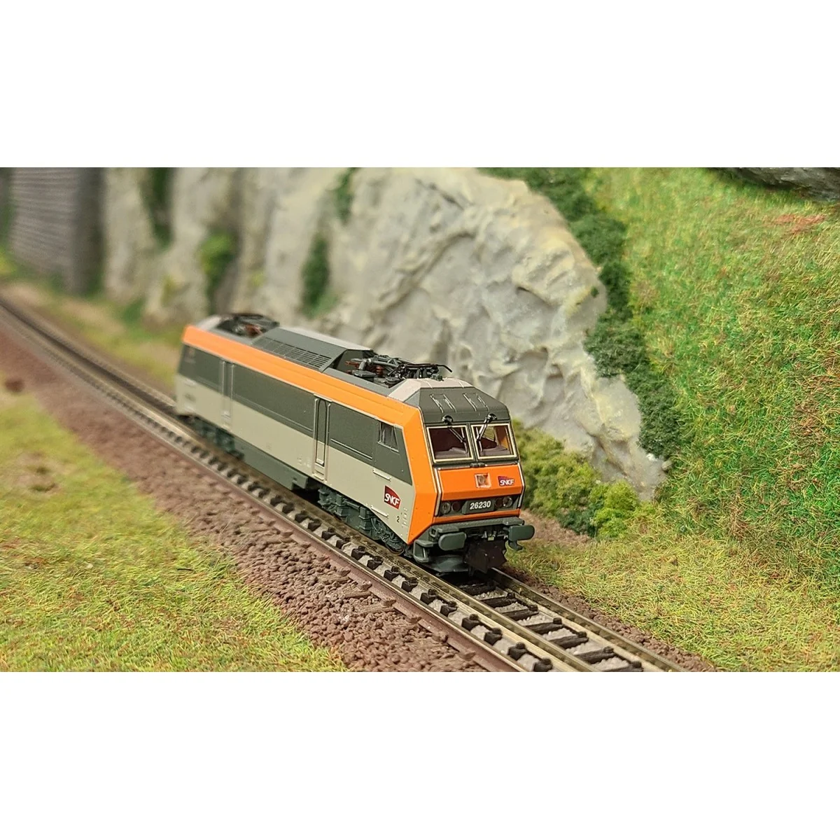 Fleischmann 7560002 BB 426230 electric locomotive, SNCF, N scale Fleischmann 7560002 BB 426230 electric locomotive, SNCF, N scale
