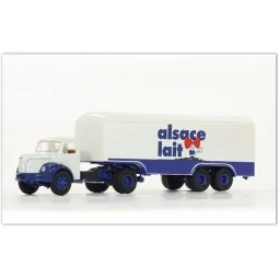 Sai 2556 Berliet TLR 8 panel van semi-trailer truck, Alsace Lait - ...