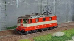 Roco 7510002 Locomotive électrique Re 4/4 II 11108 «Swiss Express», CFF, digitale sonore Roco Roco_7510002 - 1