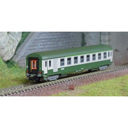 MiniTrix 18463 SNCF B7D long-distance passenger car, N scale - Trix...