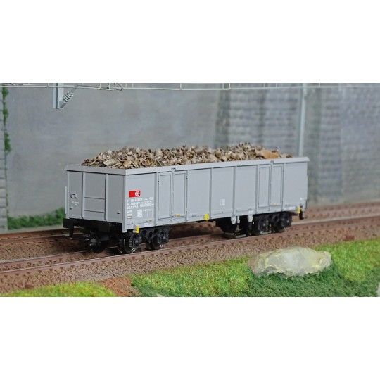 Marklin_46917-Marklin 46917 Eaos type bogie hopper wagon, SBB/CFF/FFS, end-of-train lights