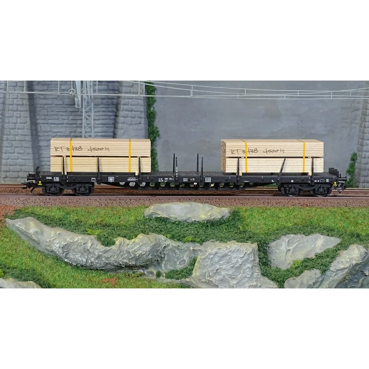 Marklin 47151 Flat wagon with stanchions type Rs 684, DB AG