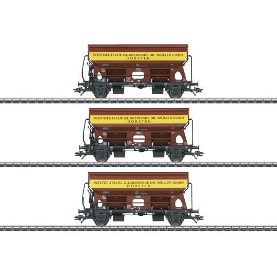 Marklin_46335-Marklin 46335 Set of 3 Tdgs 930 type swing-roof wagons, DB