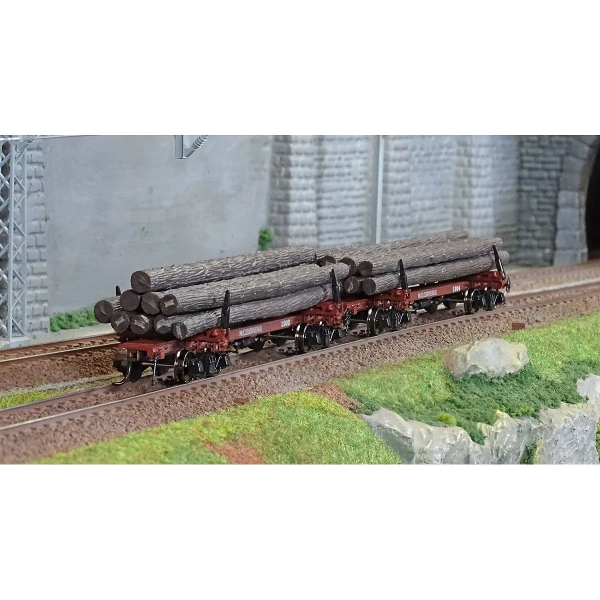 Rivarossi HR6627 Set of 2 log wagons, McCloud River, Nos. 1202 and ... Rivarossi HR6627 Set of 2 log wagons, McCloud River, Nos. 1202 and ...