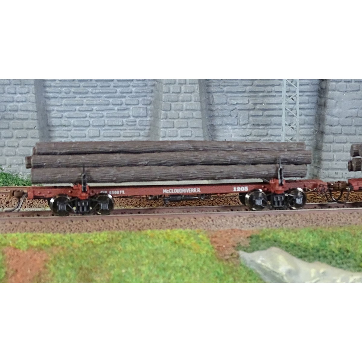 Rivarossi HR6628 Set of 2 log wagons, McCloud River, Nos. 1205 and ...