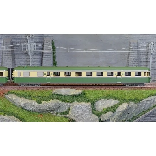 Jouef HJ2420 Autorail diesel RGP 2 X 2712 + remorque XR 7714, SNCF, vert/beige avec déflecteurs de fumée Jouef HJ2420 - 3 HJ2420-Jouef HJ2420 Autorail diesel RGP 2 X 2712 + remorque XR 7714, SNCF, vert/beige avec déflecteurs de fumée
