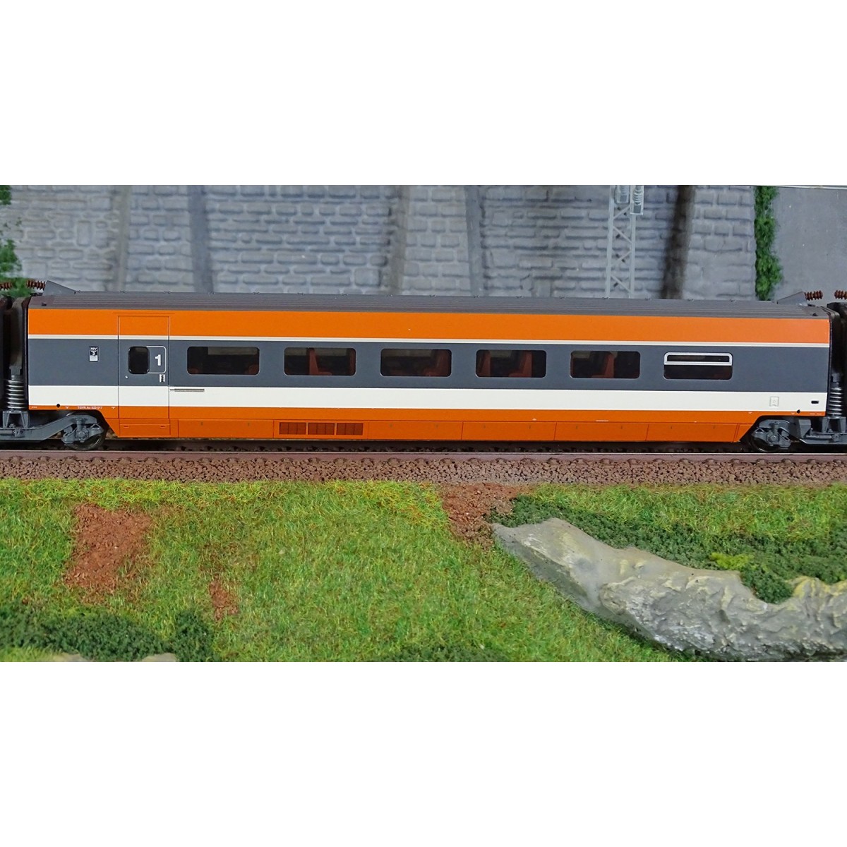 Jouef HJ3014 Set of 3 intermediate TGV Sud-Est cars, inaugural vers...