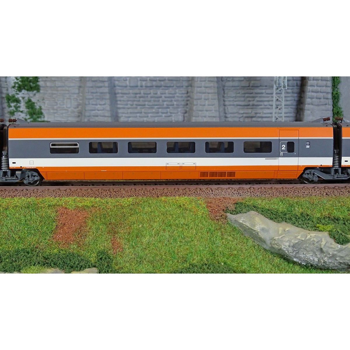 Jouef HJ3015 Set de 3 voitures intermédiaire TGV Sud-Est, version inaugurale 1981, SNCF, 2eme classe Jouef HJ3015 - 2