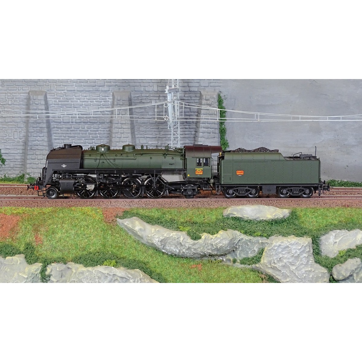 Jouef HJ2430S Locomotive à vapeur 141 R 44, tender charbon, livrée vert et noir, SNCF, Sarreguemines, digitale sonore Jouef HJ24