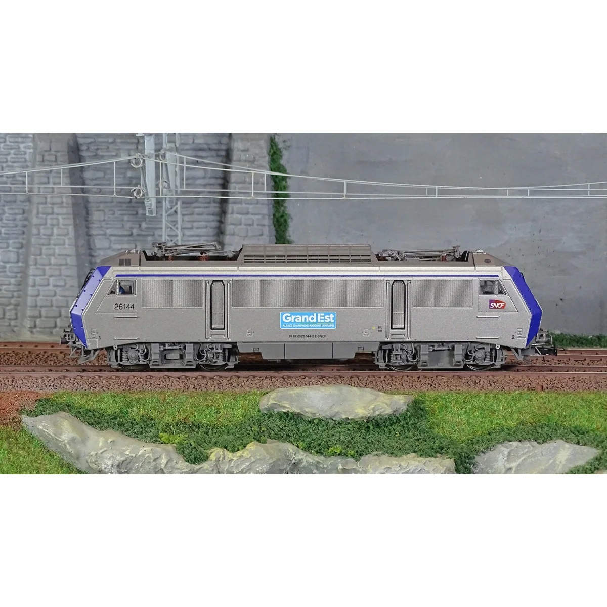Jouef HJ2445 BB 26144 electric locomotive, SNCF, TER Grand Est live...